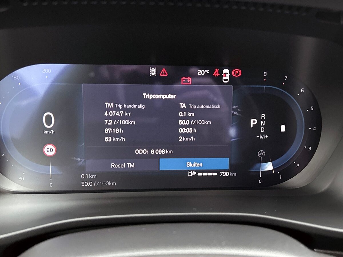 47270753 volvo xc40 2 0 b4 plus dark automaat trekhaak harman kardon 23