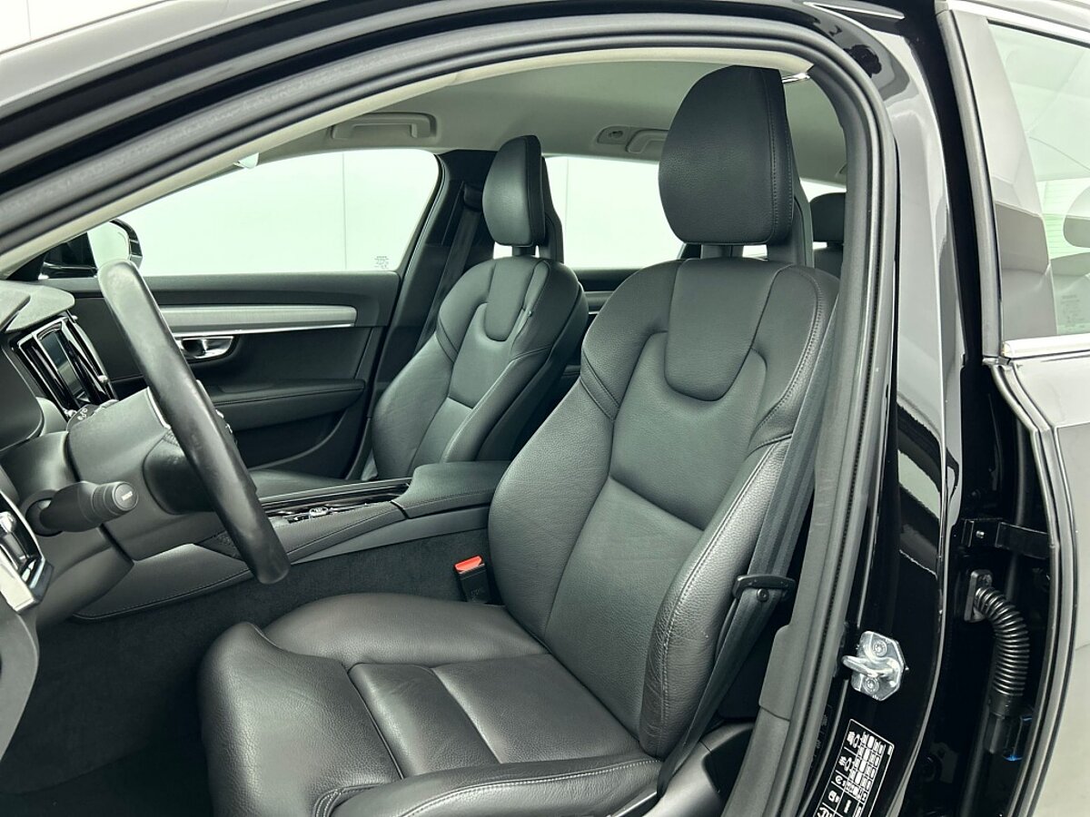 47298708 volvo v90 t4 momentum leder adaptive cruise 76