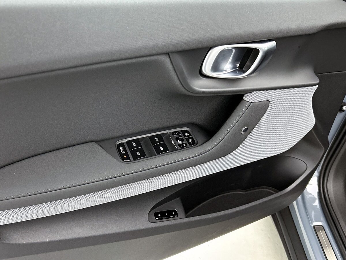 47869290 polestar 2 lrsm 82 kwh 40