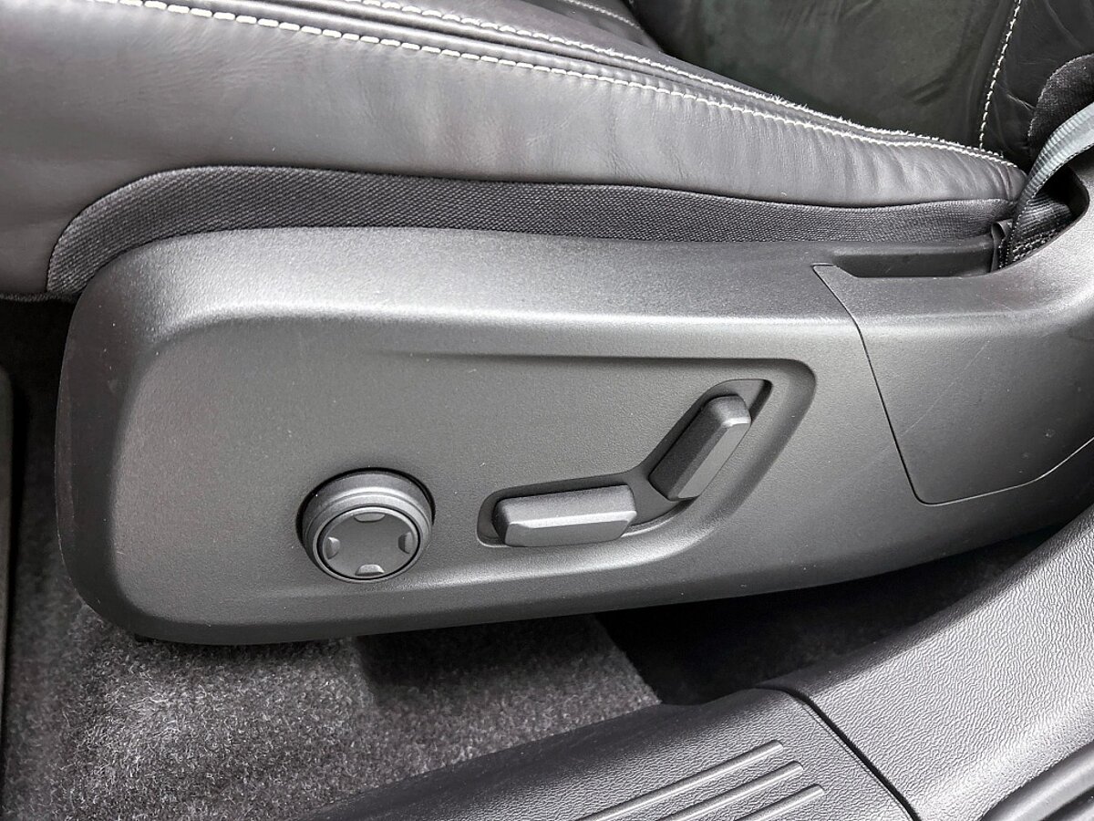 48055238 volvo xc40 1 5 t5 recharge r design 360ao camera bliss 25