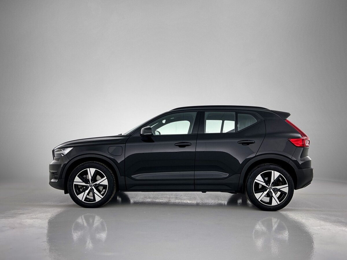 44515469 volvo xc40 t4 recharge r design adaptive cruise stoelverwarming 2 02