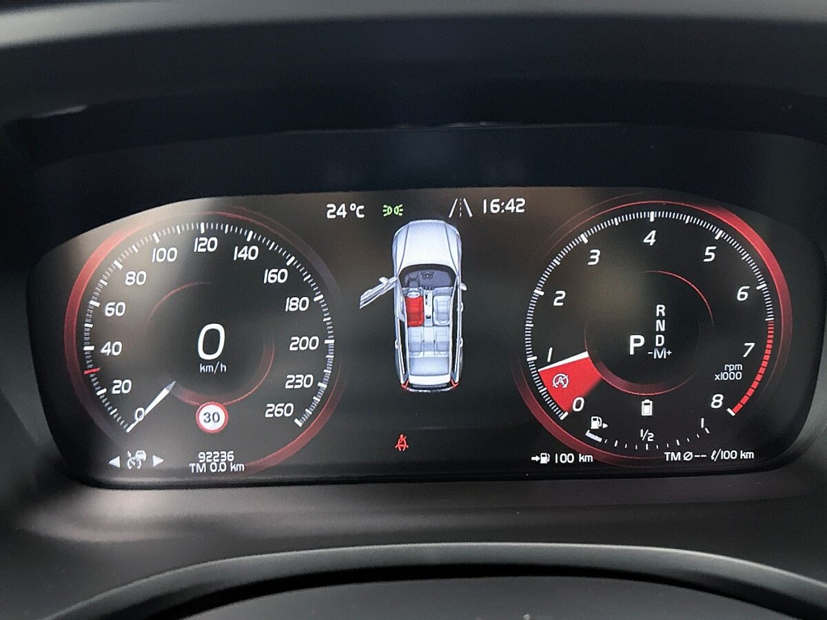 46919499 volvo v60 2 0 b4 momentum business 05