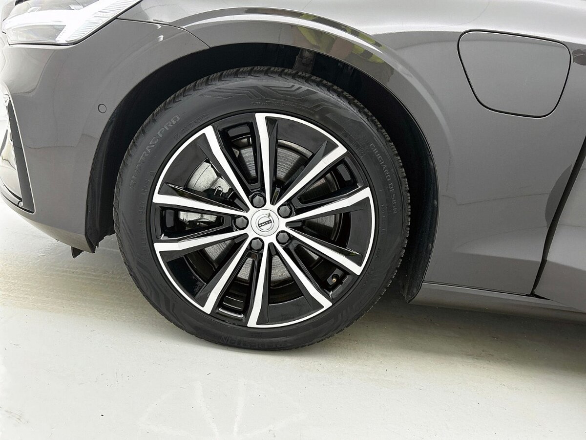 45956154 volvo v60 2 0 t6 awd plus dark 360a camera trekhaak panoramadak aff924