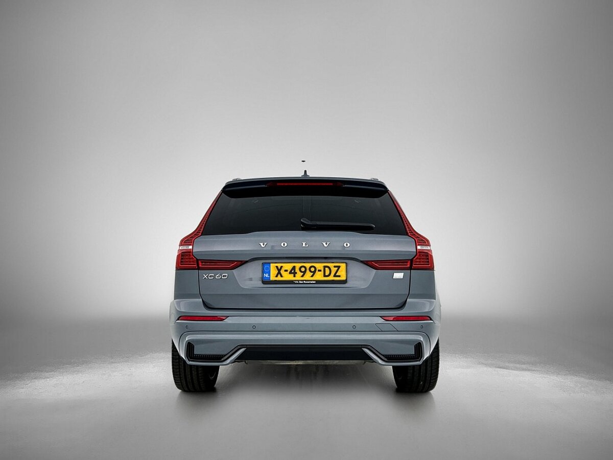 46205191 volvo xc60 2 0 t8 awd ultimate dark 3 02