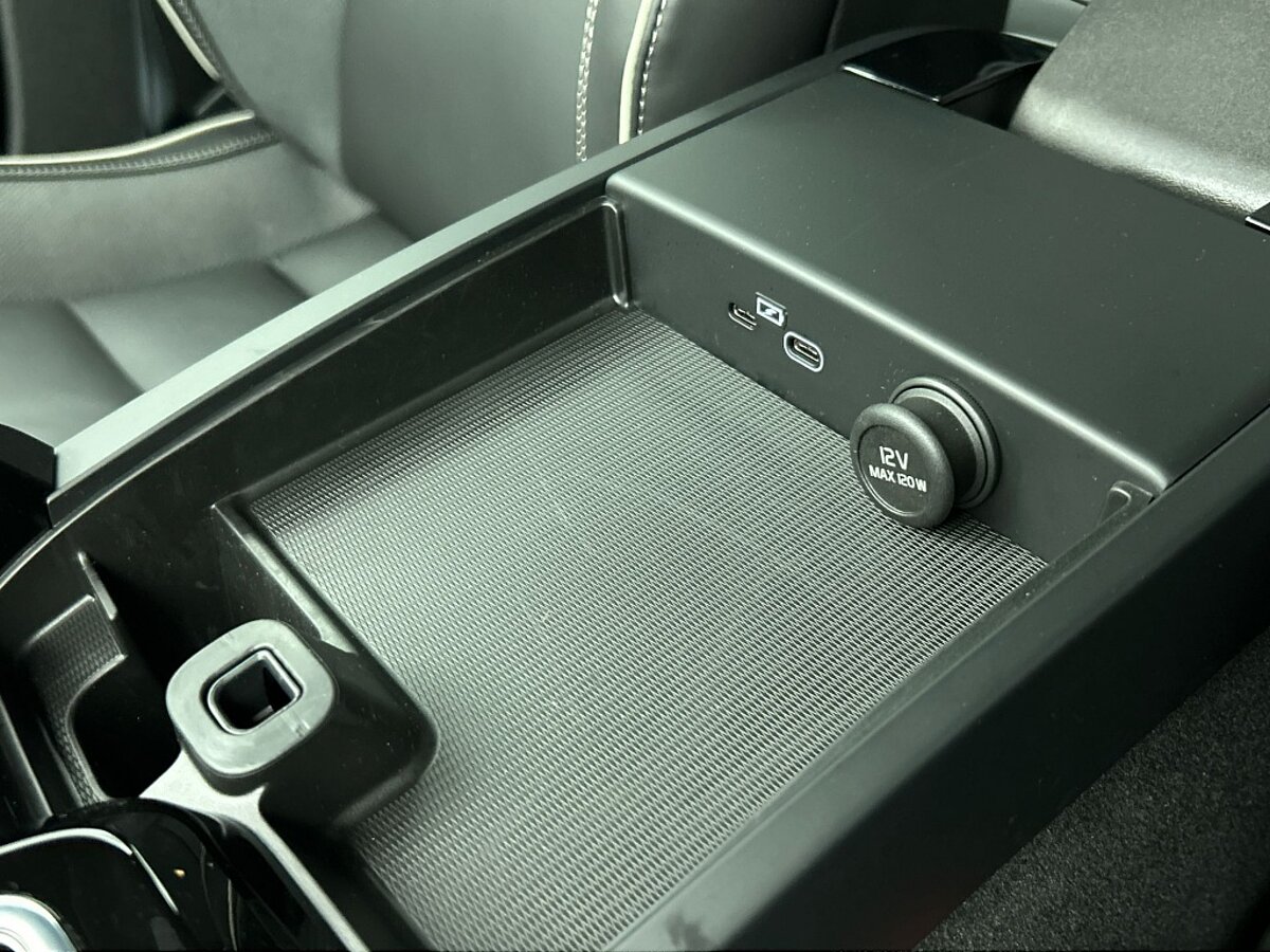 47797613 volvo v60 2 0 t6 awd plus dark trekhaak leder harman kardon audio 76