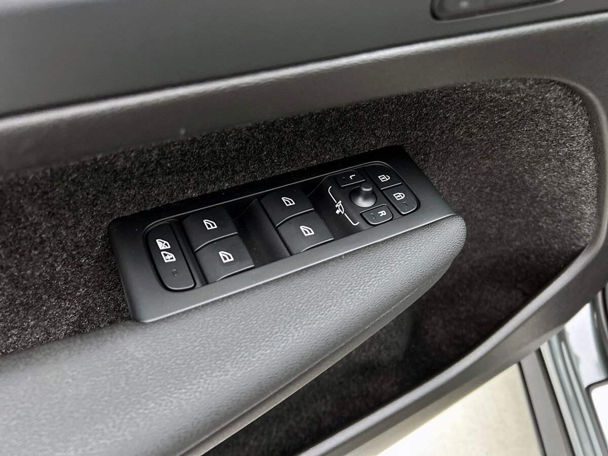 48928127 volvo ex40 ultra extended range 7e0046