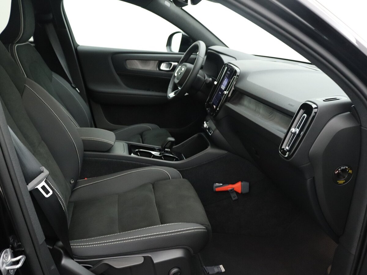 35108872 volvo c40 recharge 231pk plus 57
