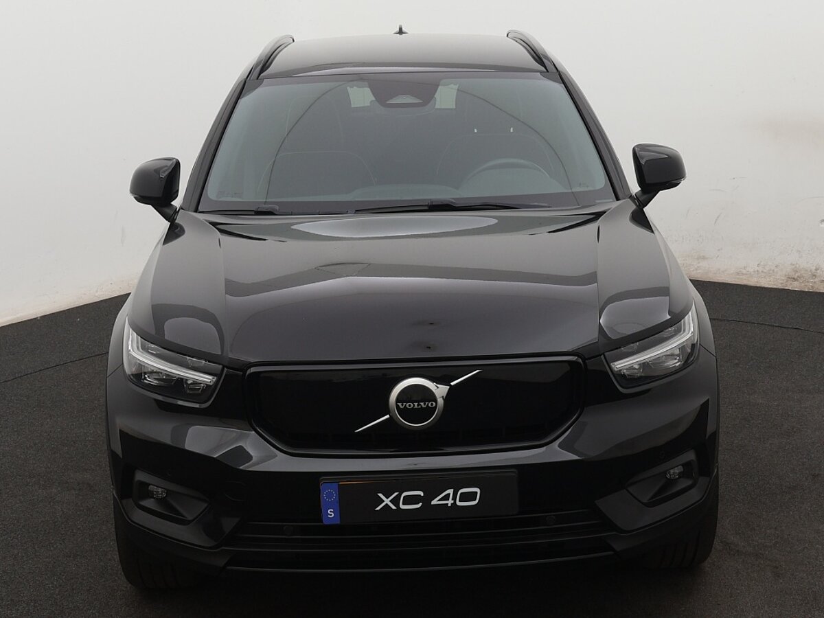 43837479 volvo xc40 recharge p8 awd r design 8 01