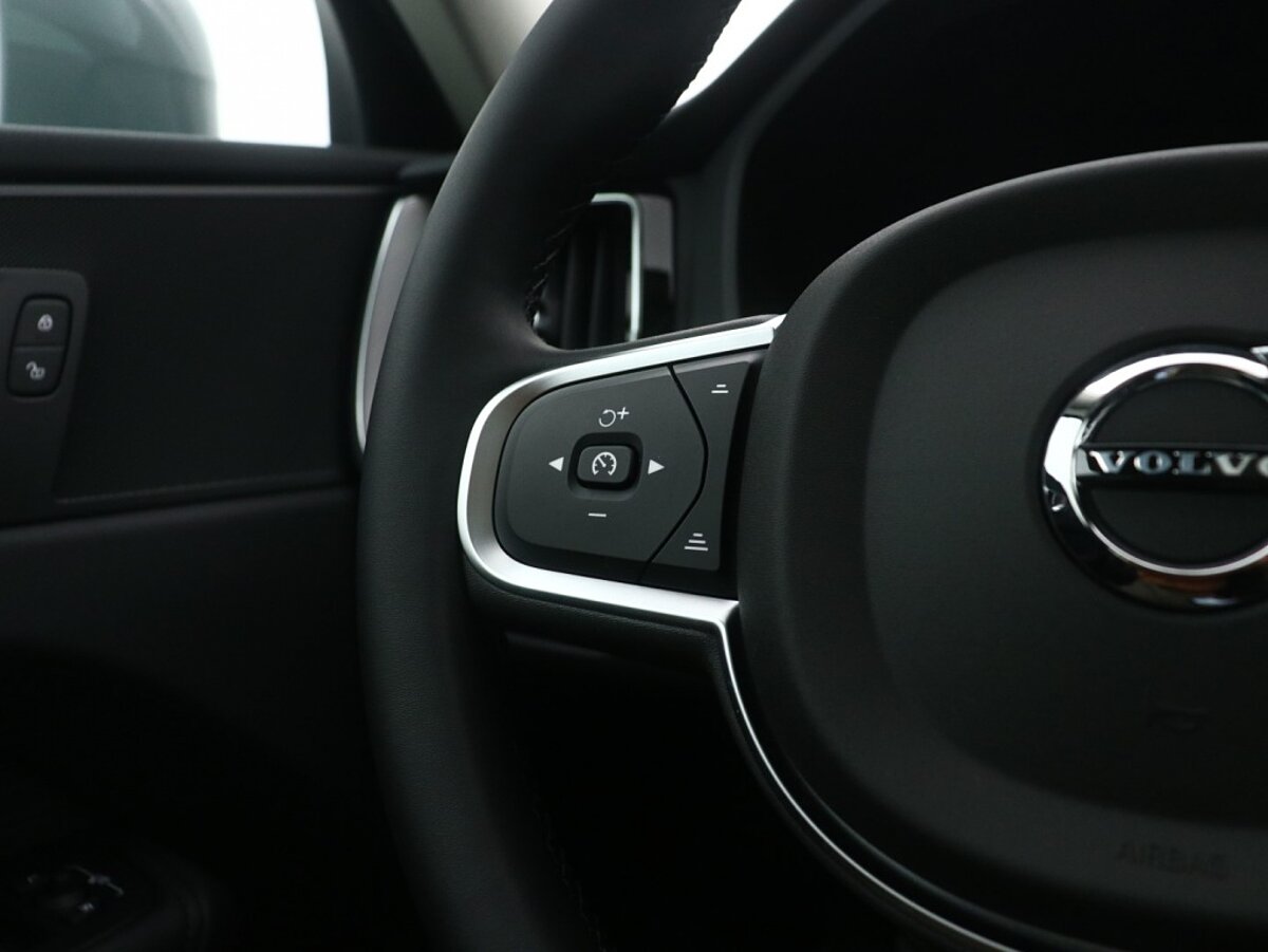 44246649 volvo xc60 2 0 t6 awd essential edition trekhaak panoramadak lage fis 6200bb