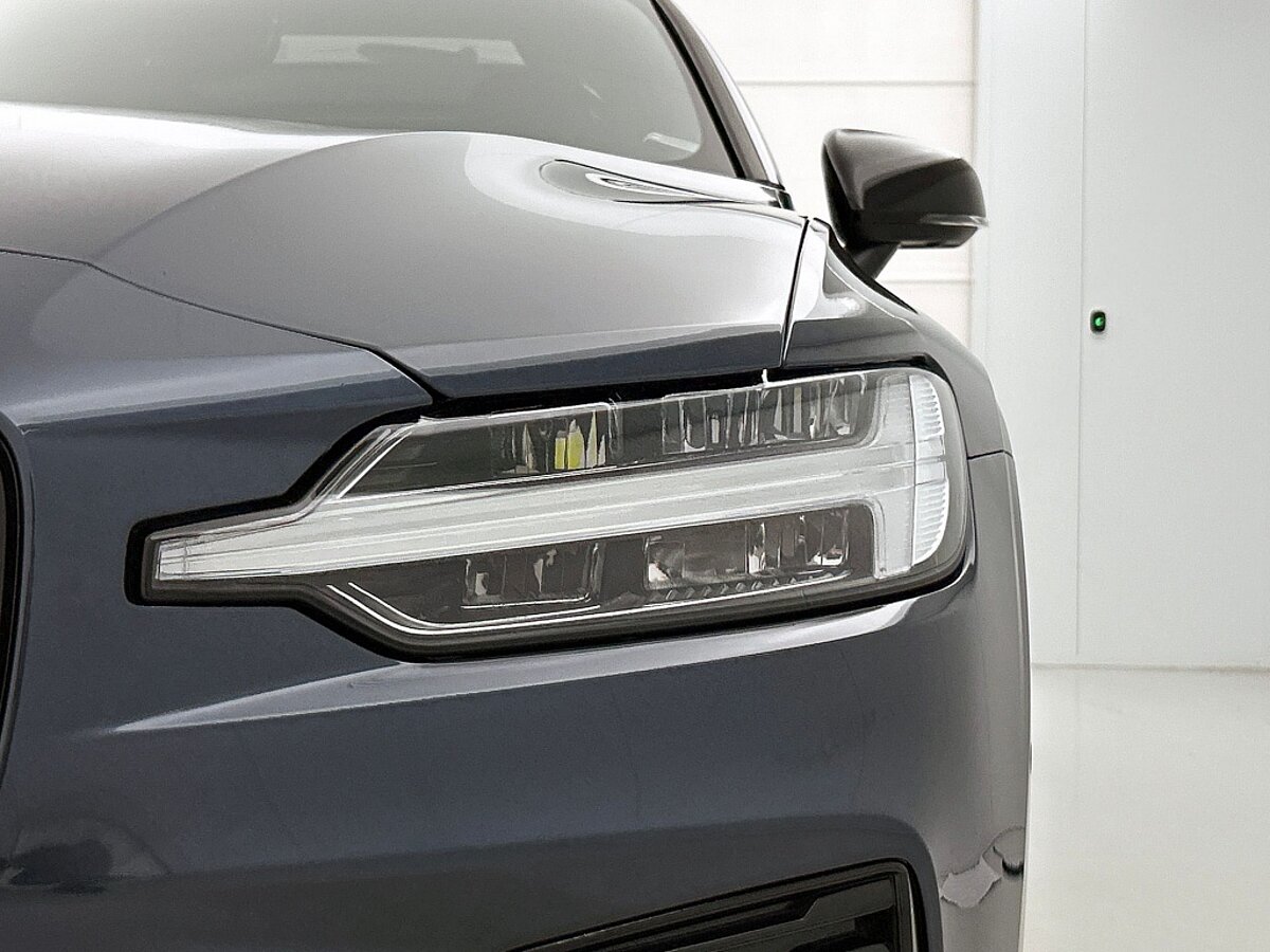45850012 volvo v60 2 0 t6 awd plus dark pano dak trekhaak 77