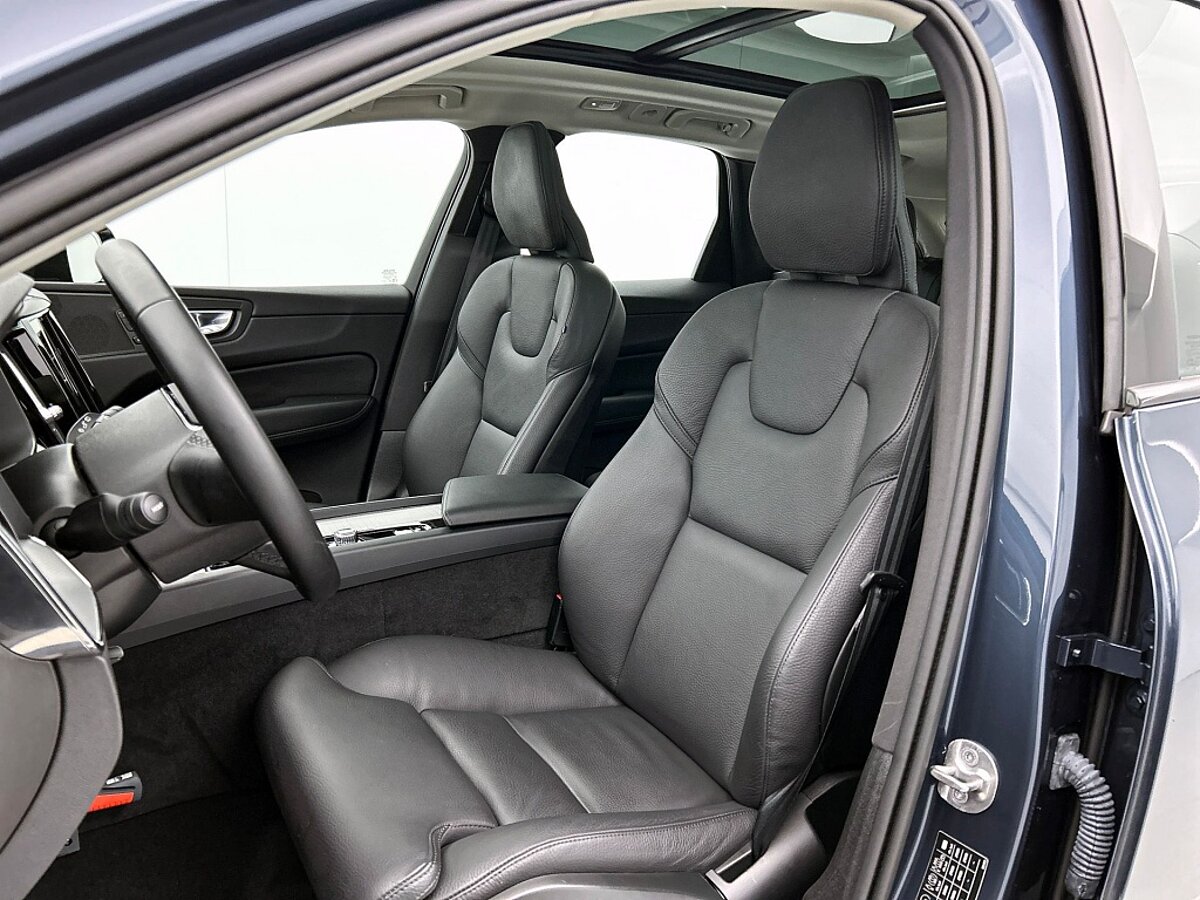 46744793 volvo xc60 2 0 t6 plus dark panorama dak all season trekhaak 61ef9d