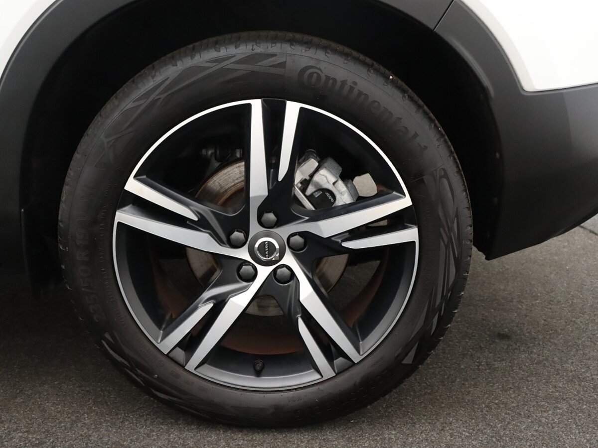 36009099 volvo xc40 1 5 t5 rech rdesign 8c6c23