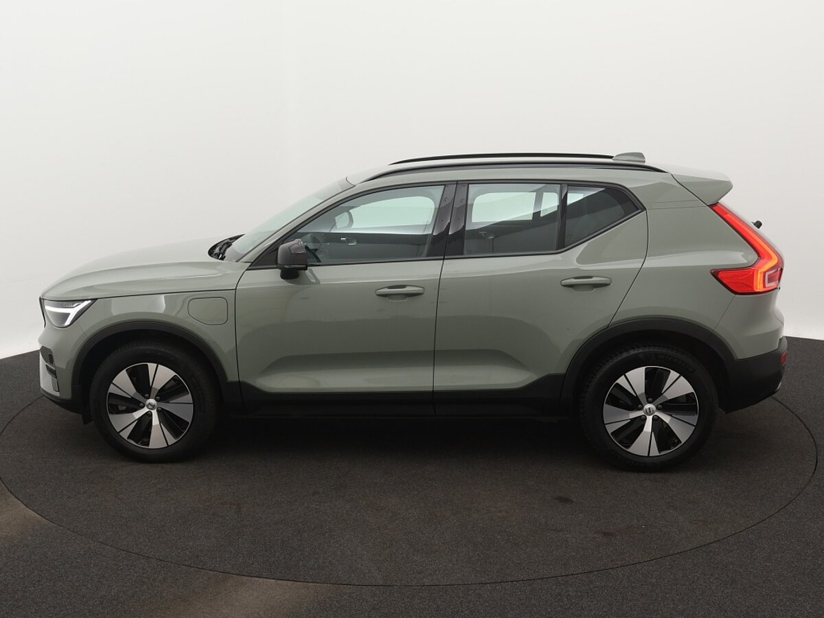 43882038 volvo xc40 1 5 t4 plus dark 2 02
