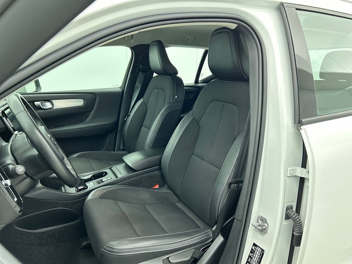 48792440 volvo xc40 t3 momentum pro camera elektrische klep styling kit 84