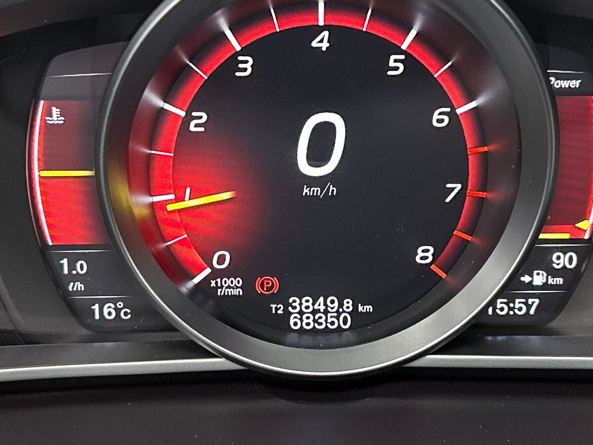 49484294 volvo v40 cross country 1 5 t3 polar luxury trekhaak panoramadak harman kardon 57