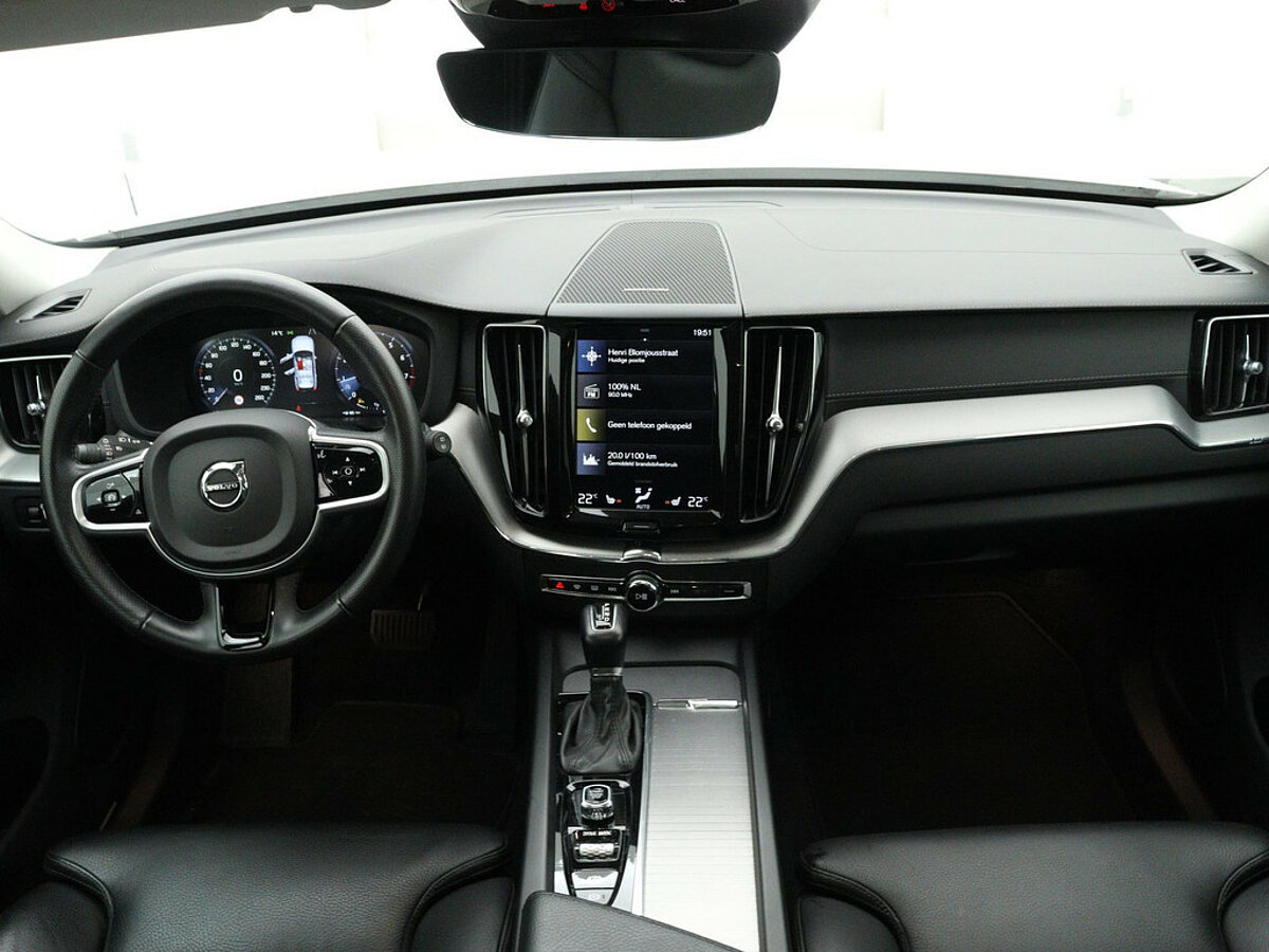 34254977 volvo xc60 2 0 t5 awd inscription panorama dak harman kardon memory s 5 09