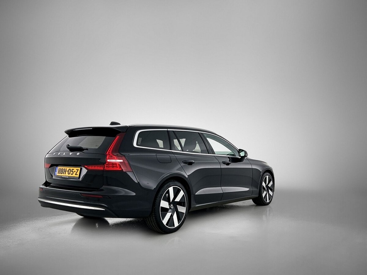 42166349 volvo v60 2 0 t6 essential edition driver assist leder climate 19 4 19