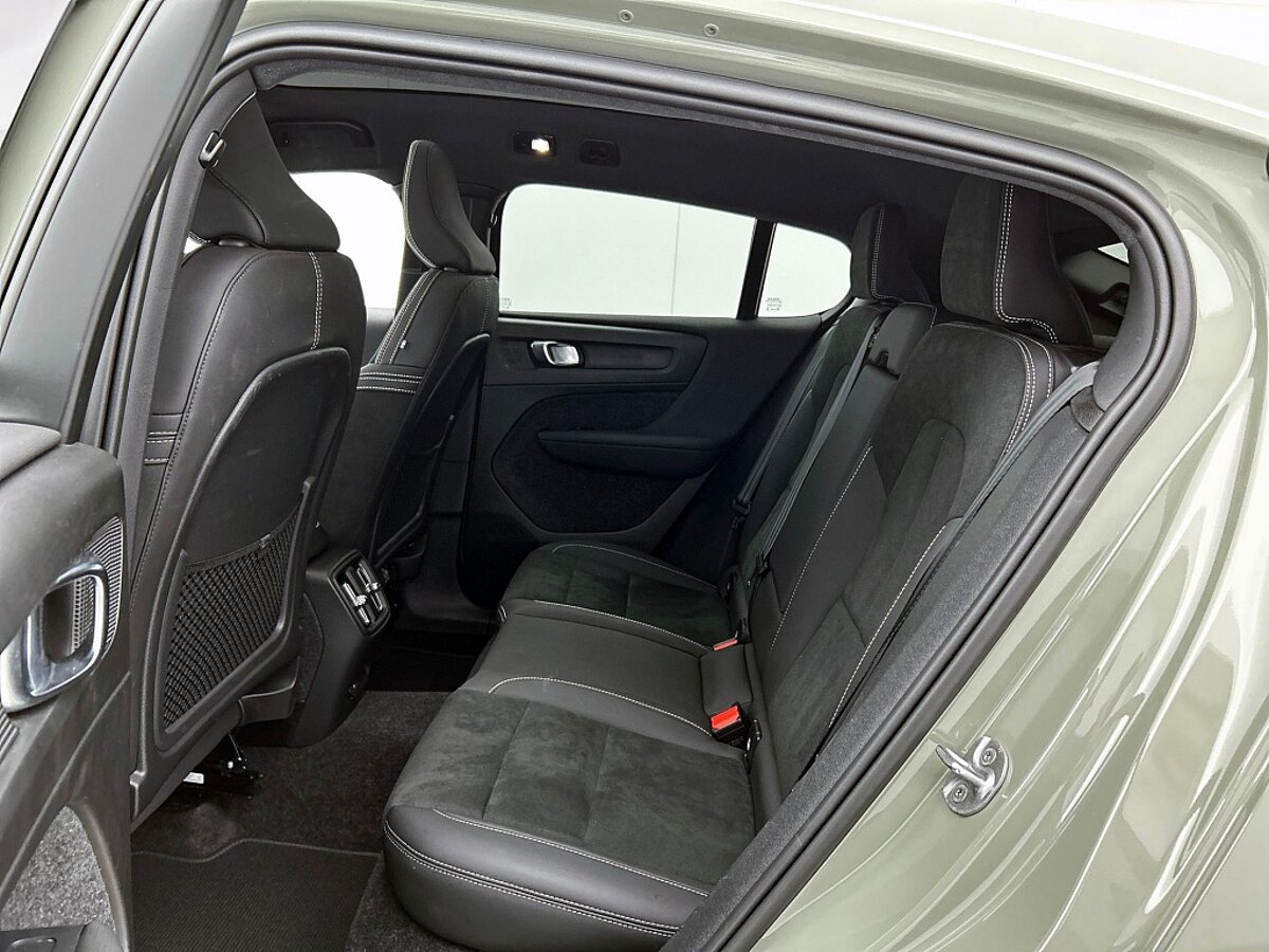 47457994 volvo c40 recharge ultimate 69 kwh panoramadak elektrische achterklep 56