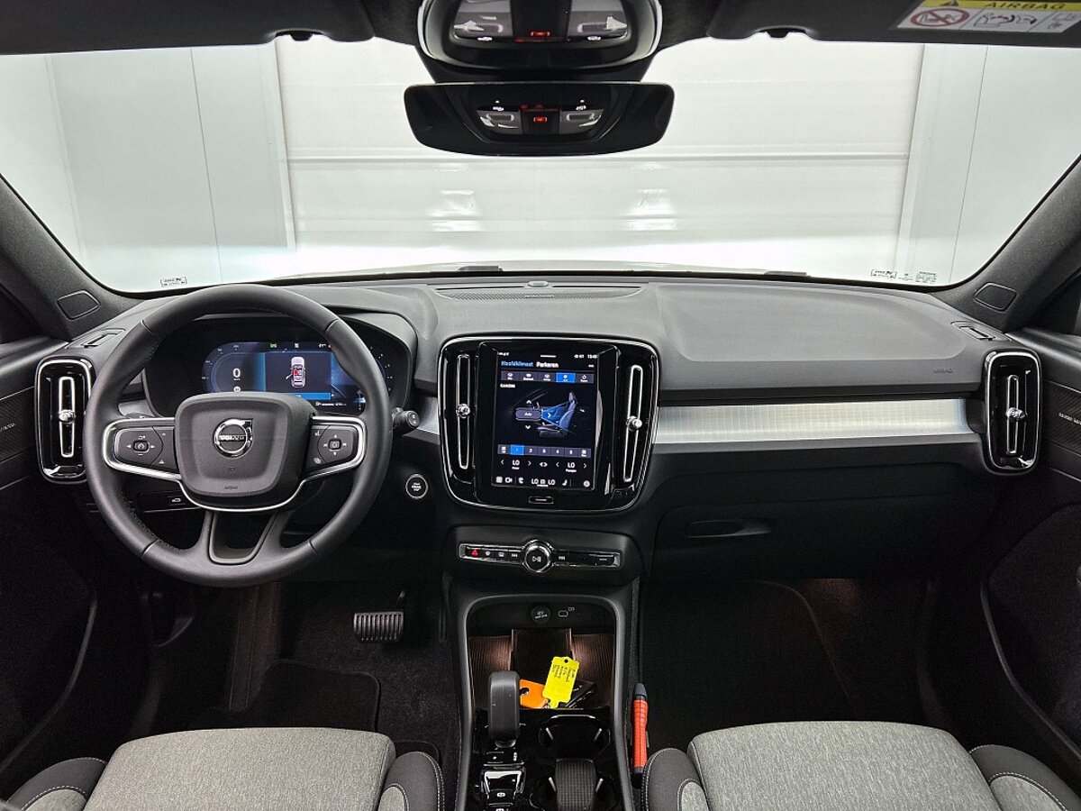 47460046 volvo xc40 2 0 b4 plus dark memory seats trekhaak climate pack 57