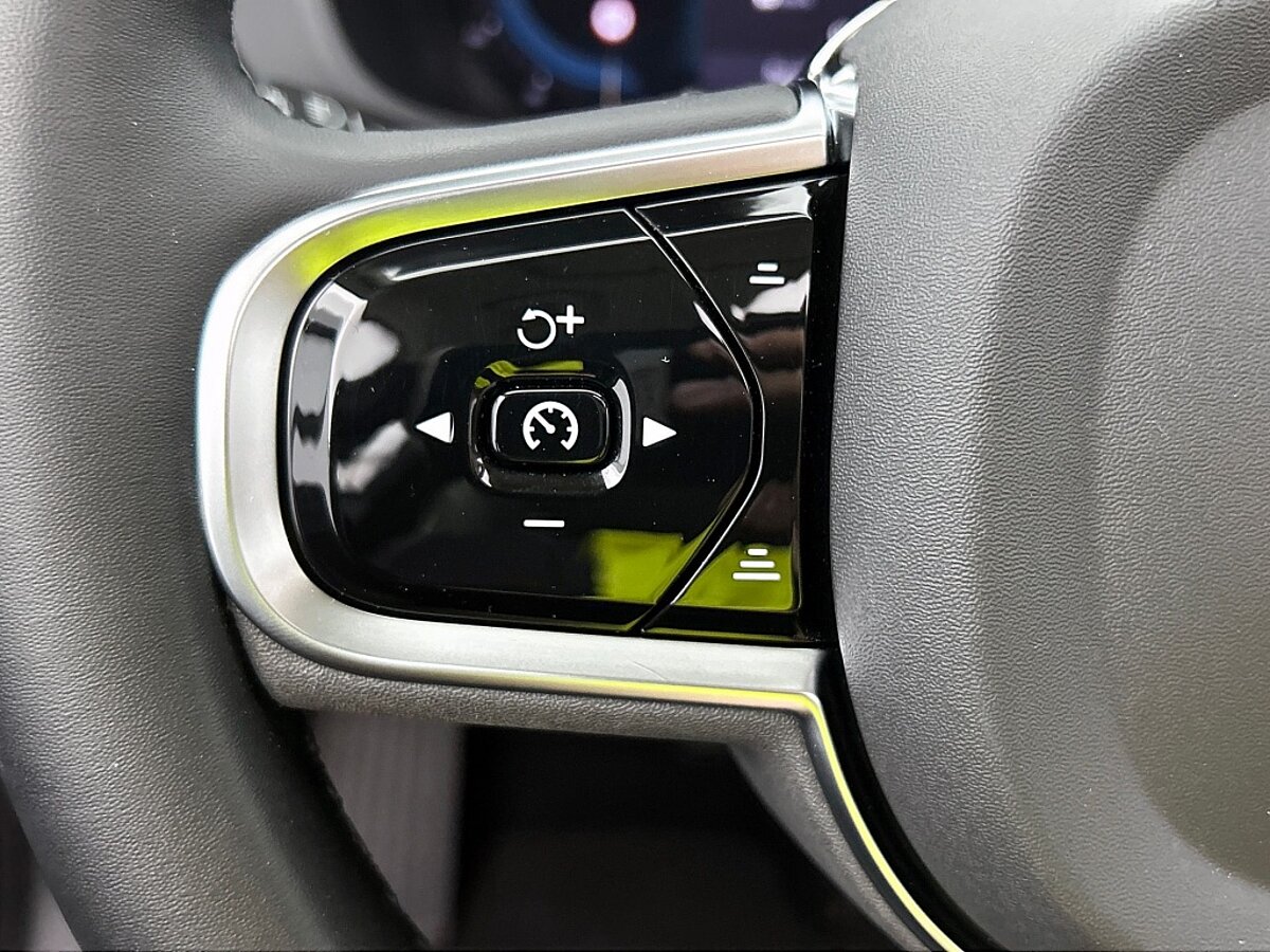 46738002 volvo xc60 2 0 t6 awd plus dark trekhaak 360a camera 7 03