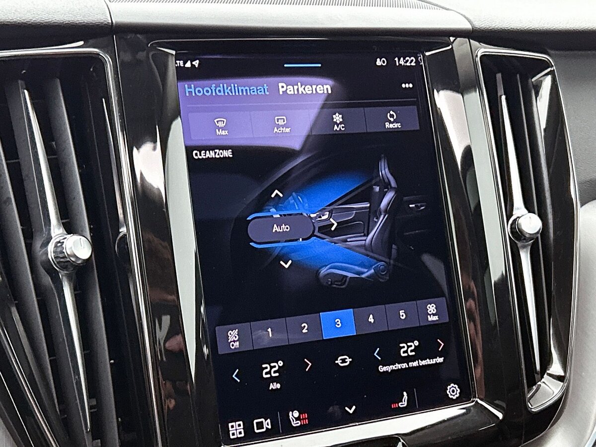 49049459 volvo xc60 t6 inscription pano longe range trekhaak 360 20 inch 42