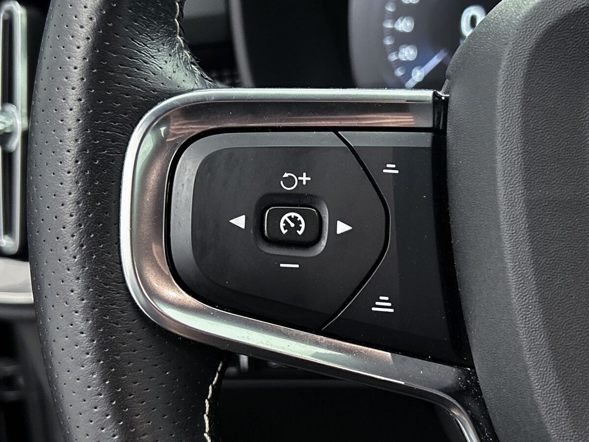 44713431 volvo xc40 1 5 t5 recharge r design origineel nl 33