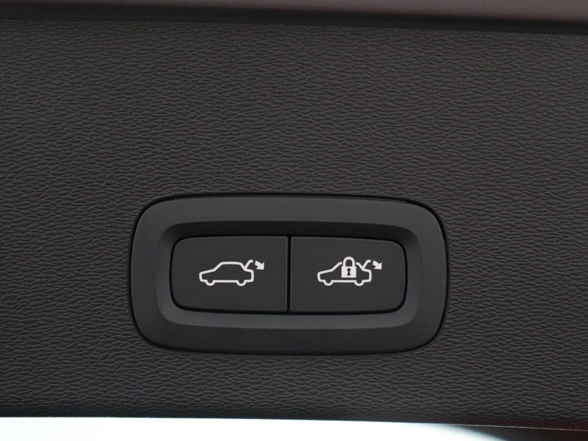 45761060 volvo c40 extended plus 82 kwh 69