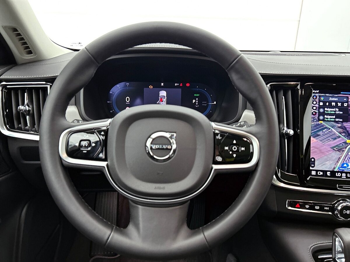 47270922 volvo v90 2 0 t8 awd uitra dark 43