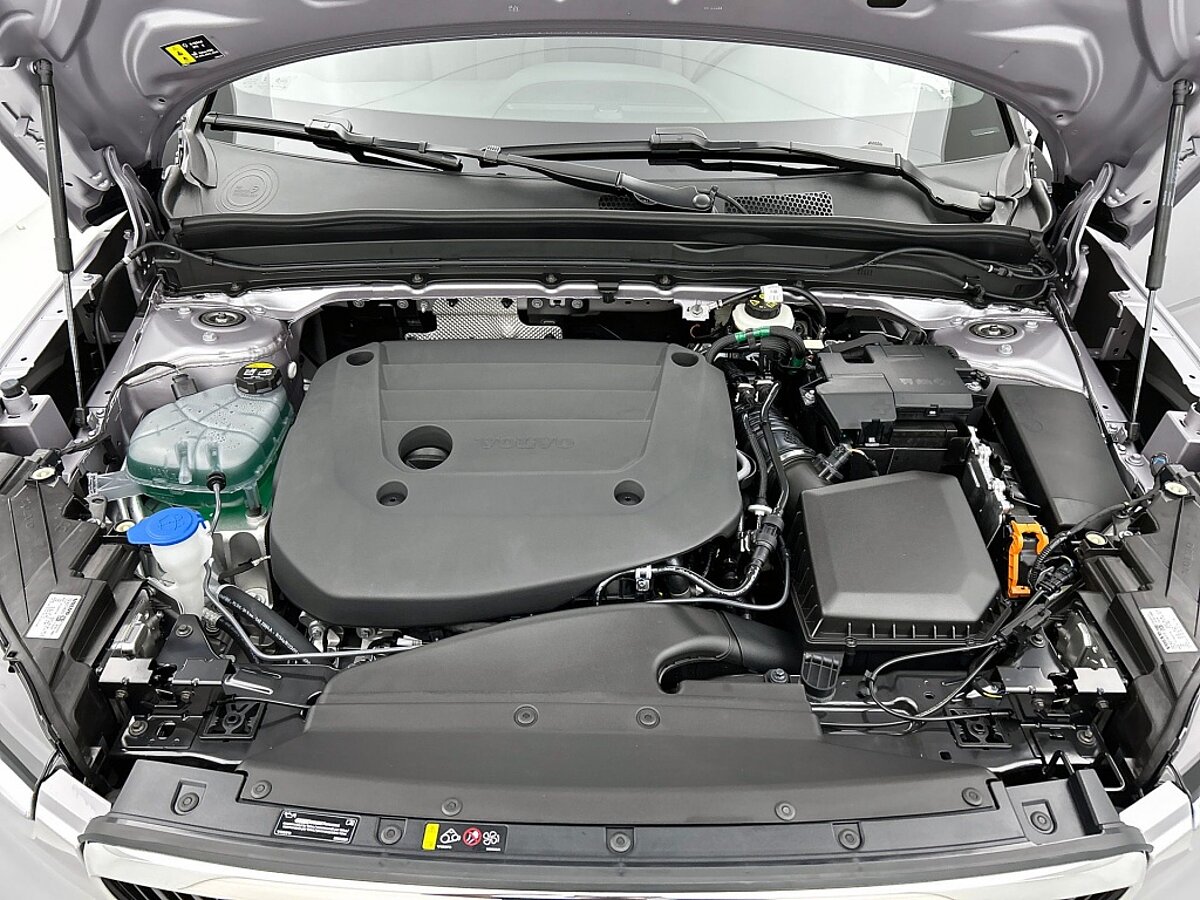 48324128 volvo xc40 2 0 b3 core business edition climate pack 87