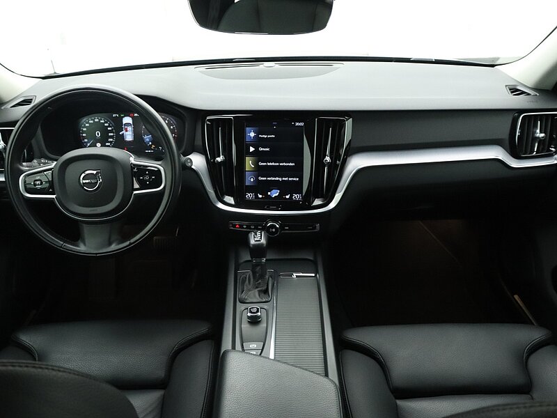 34899879 volvo v60 2 0 t5 automaat r design look leder 19 wielen 6 09