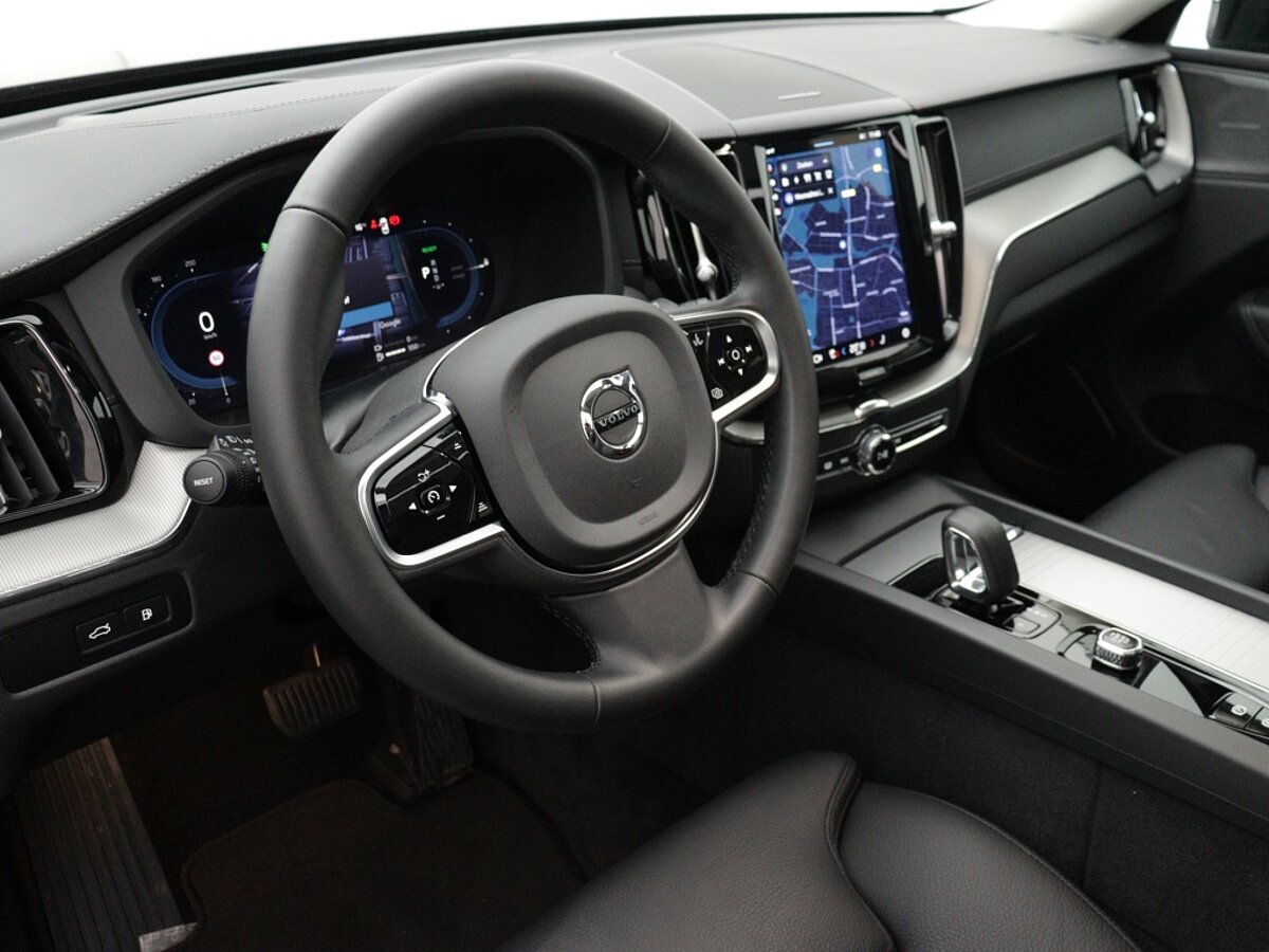 43852734 volvo xc60 2 0 t8 awd ultra dark trekhaak 360a camera luchtvering 4 01