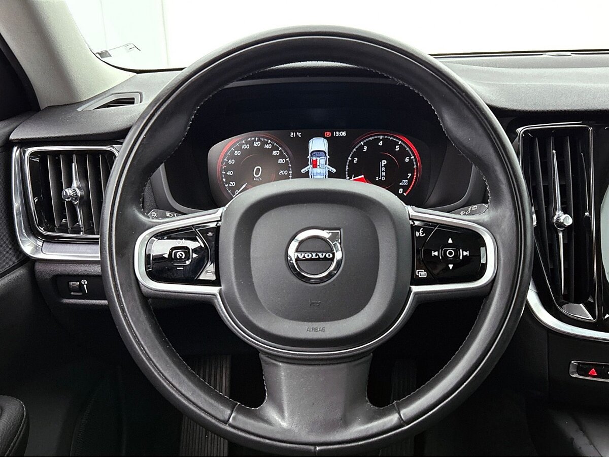 46664850 volvo v60 2 0 t5 momentum 61
