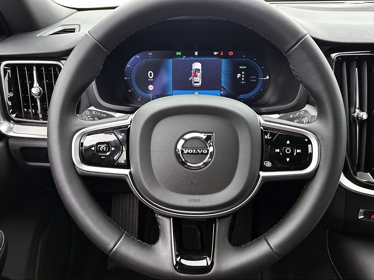 47443724 volvo v60 2 0 t6 awd plus dark 47
