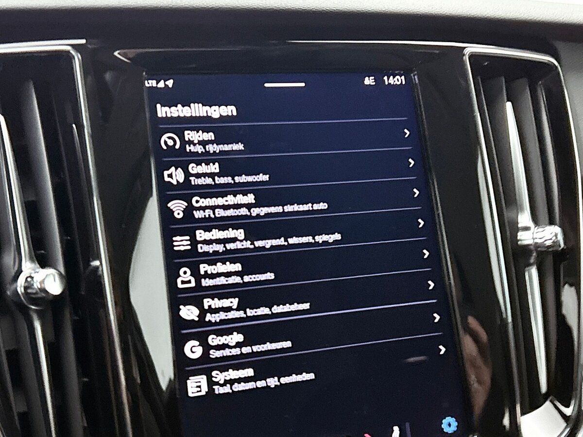 48291005 volvo v60 2 0 t6 bright leder trekhaak climate pack pilot assist b0a851