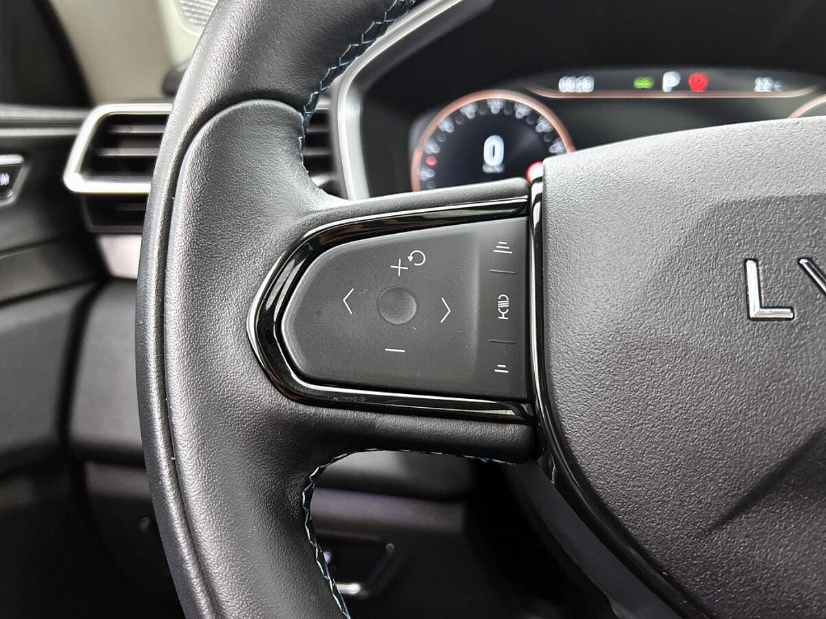 49484291 lynk co 01 1 5 hybride rijklaar inclusief 12 maanden garantie 6 02