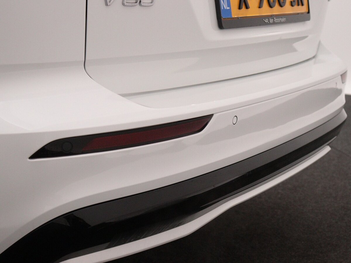 42095514 volvo v60 2 0 b3 plus dark panoramadak trekhaak 360a camera 69