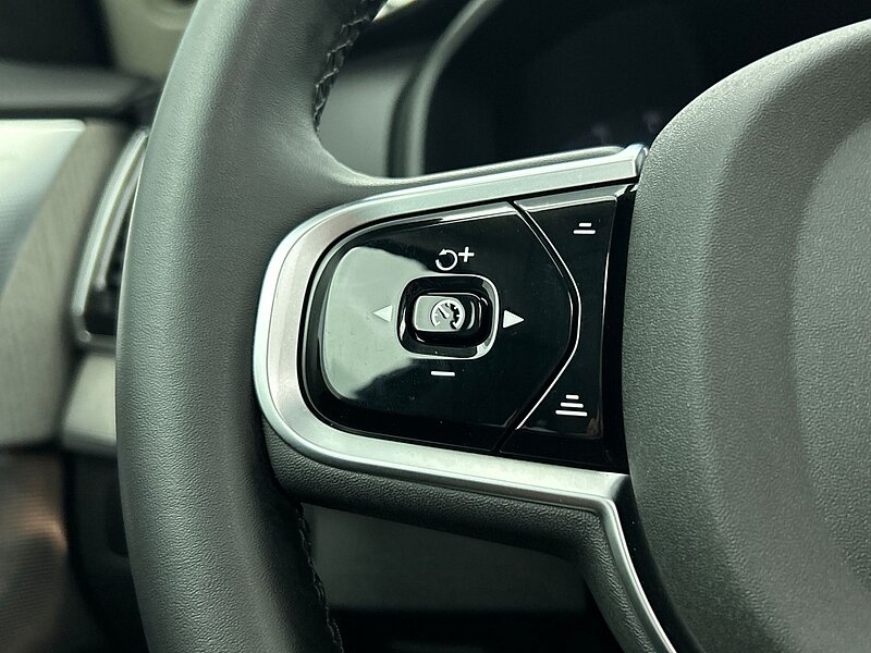 48454298 volvo xc90 2 0 t8 awd utimate dark leder luchtvering panoramadak tr 6 05