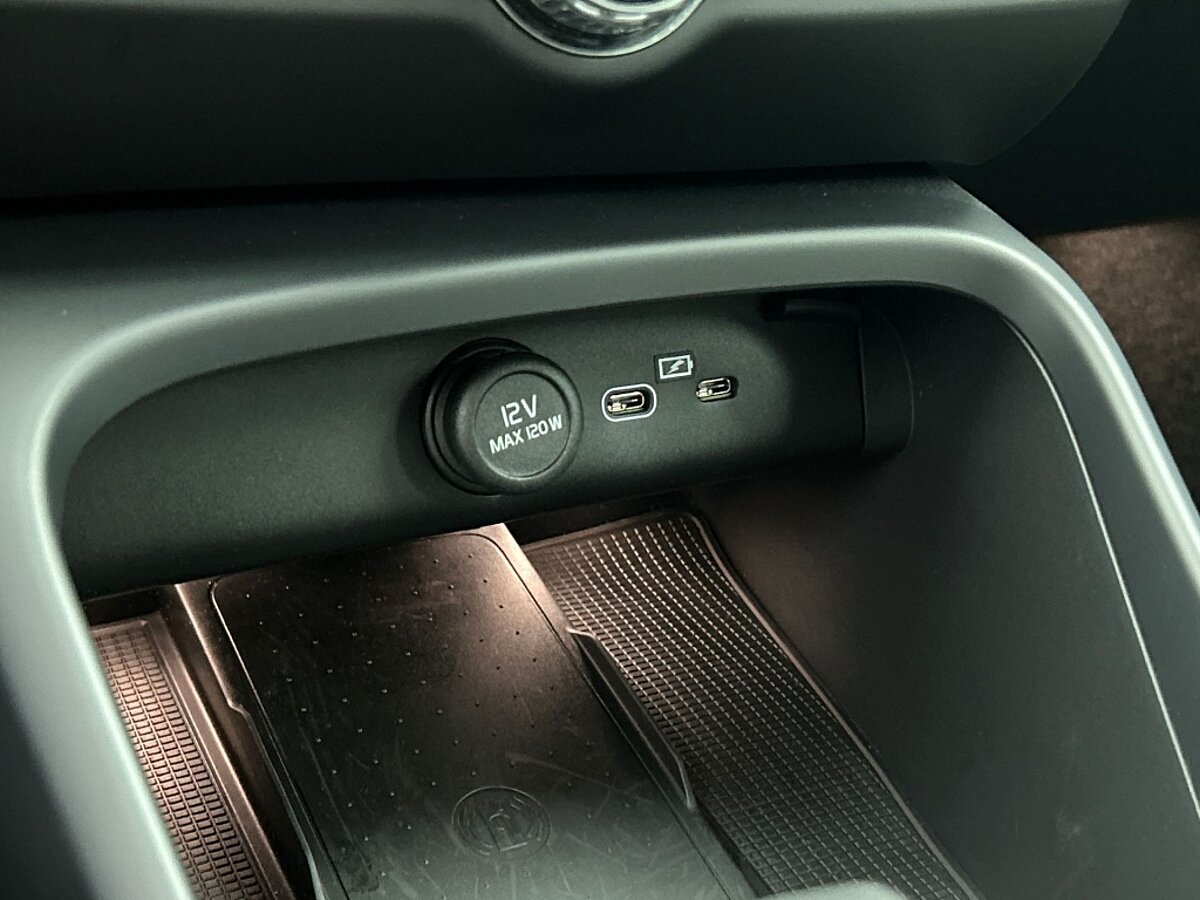 49248127 volvo xc40 2 0 b4 plus dark trekhaak harman kardon 71