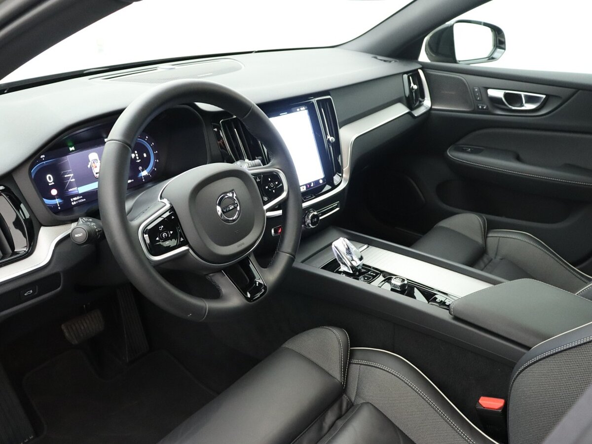 35173088 volvo v60 2 0 b4 plus dark 5