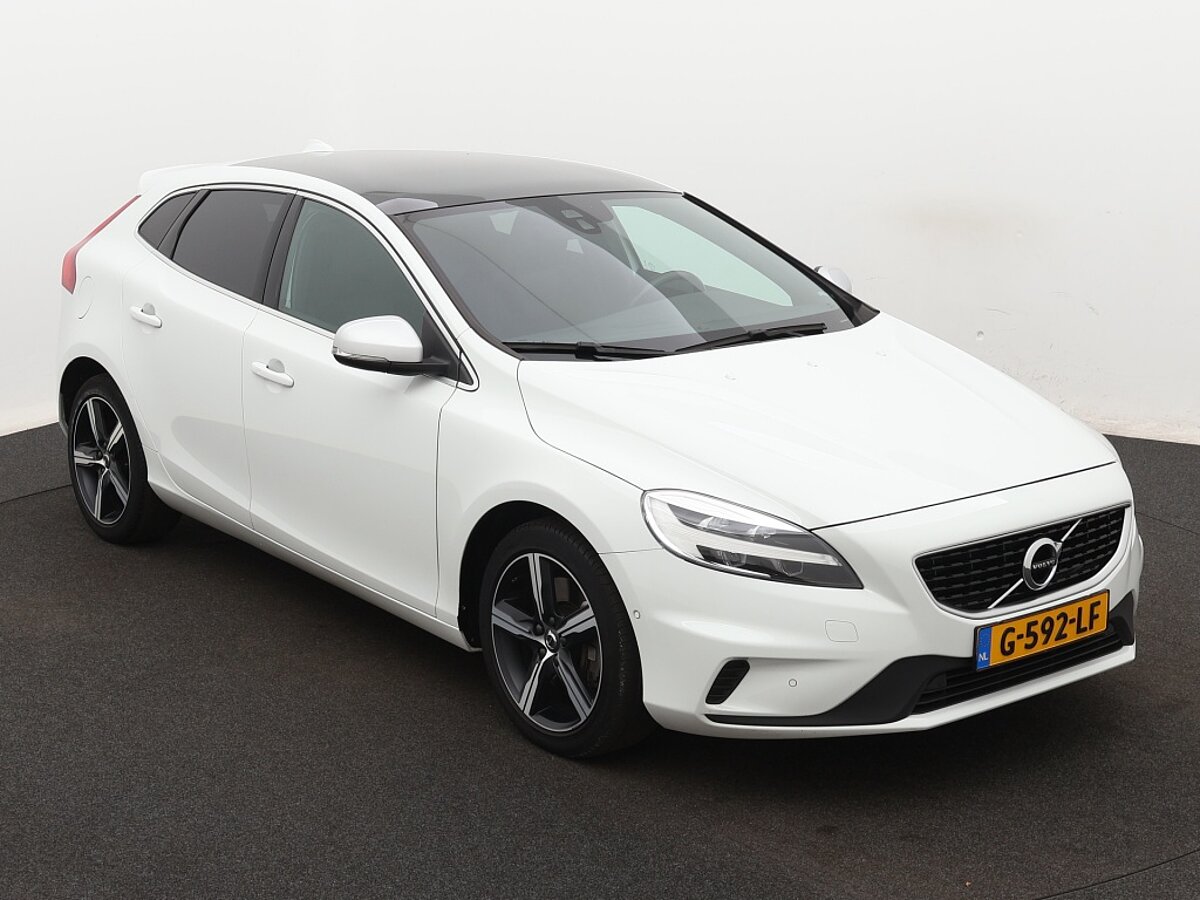36012027 volvo v40 1 5 t3 polar sport 7 03