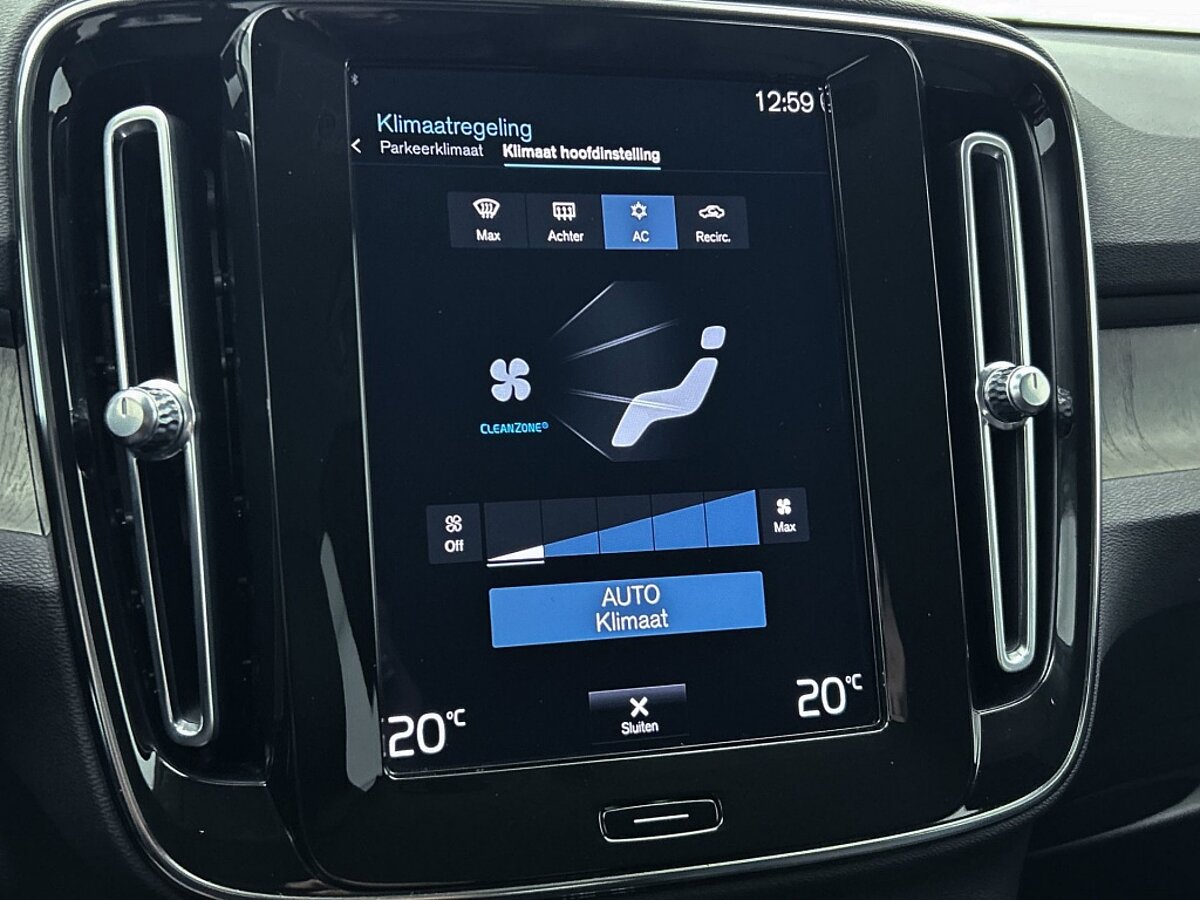 45634460 volvo xc40 1 5 t4 recharge inscription 09