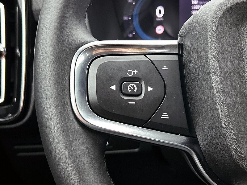 47908784 volvo xc40 extended plus 82 kwh trekhaak camera 19 lichtmetalen vel 6 03