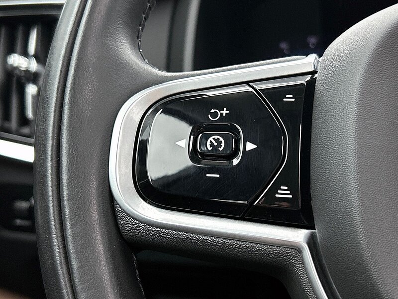 48303020 volvo v90 2 0 b4 inscription trekhaak leder panorama dak blis he 6 03