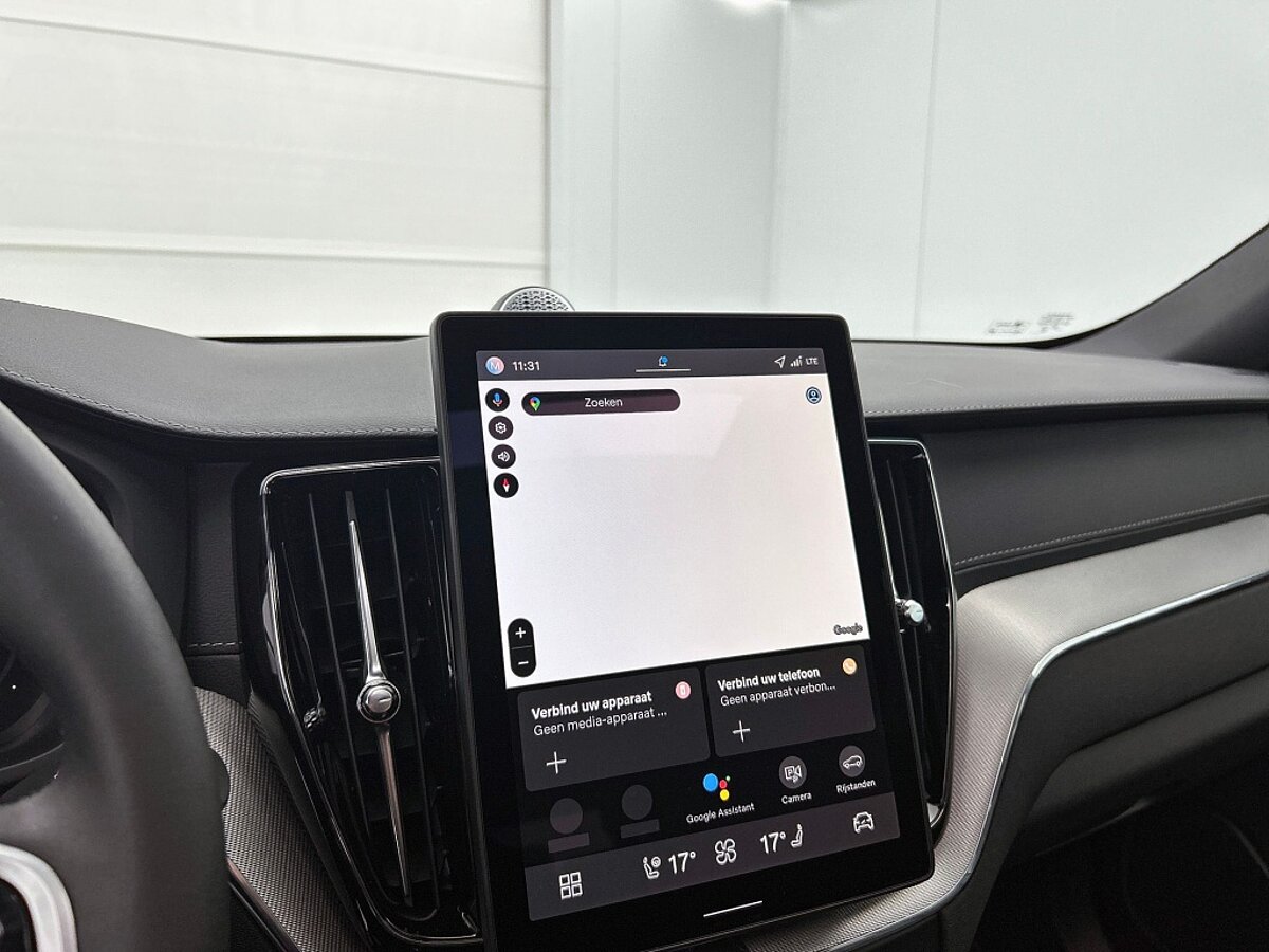 49114272 volvo xc60 2 0 t6 awd ultra black edition 44