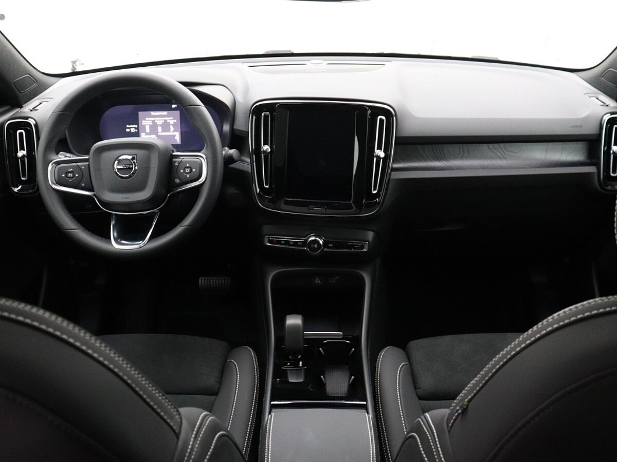 41742567 volvo c40 extended plus 82 kwh 6 30