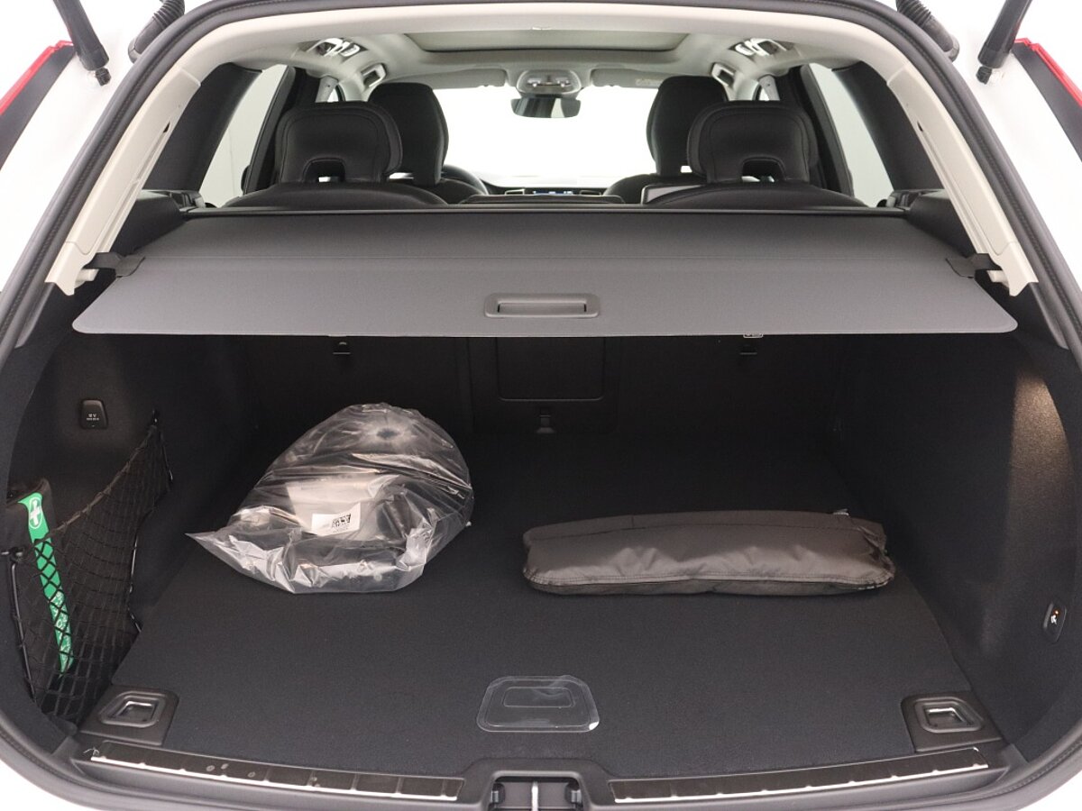 44716652 volvo xc60 t6 awd ultimate dark 21 velgen trekhaak nappa leder 05