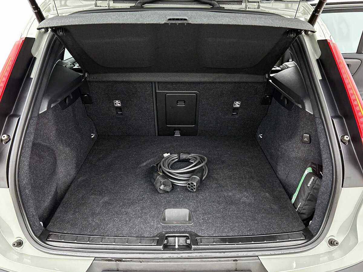 46739666 volvo xc40 1 5 t4 recharge ultimate dark 20inch velgen panoramadak 41