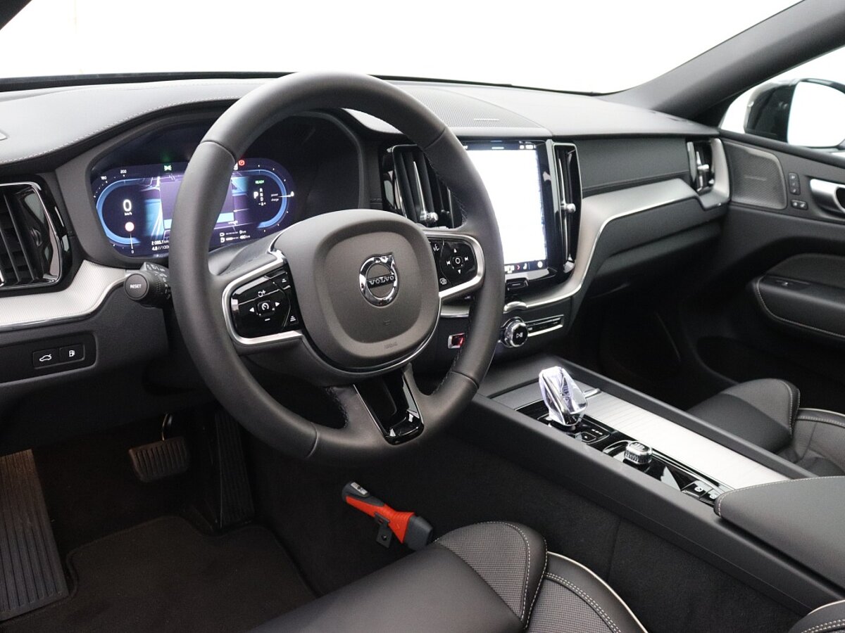 39906983 volvo xc60 2 0 t6 awd ultra dark panorama dak sportinterieur 5 11