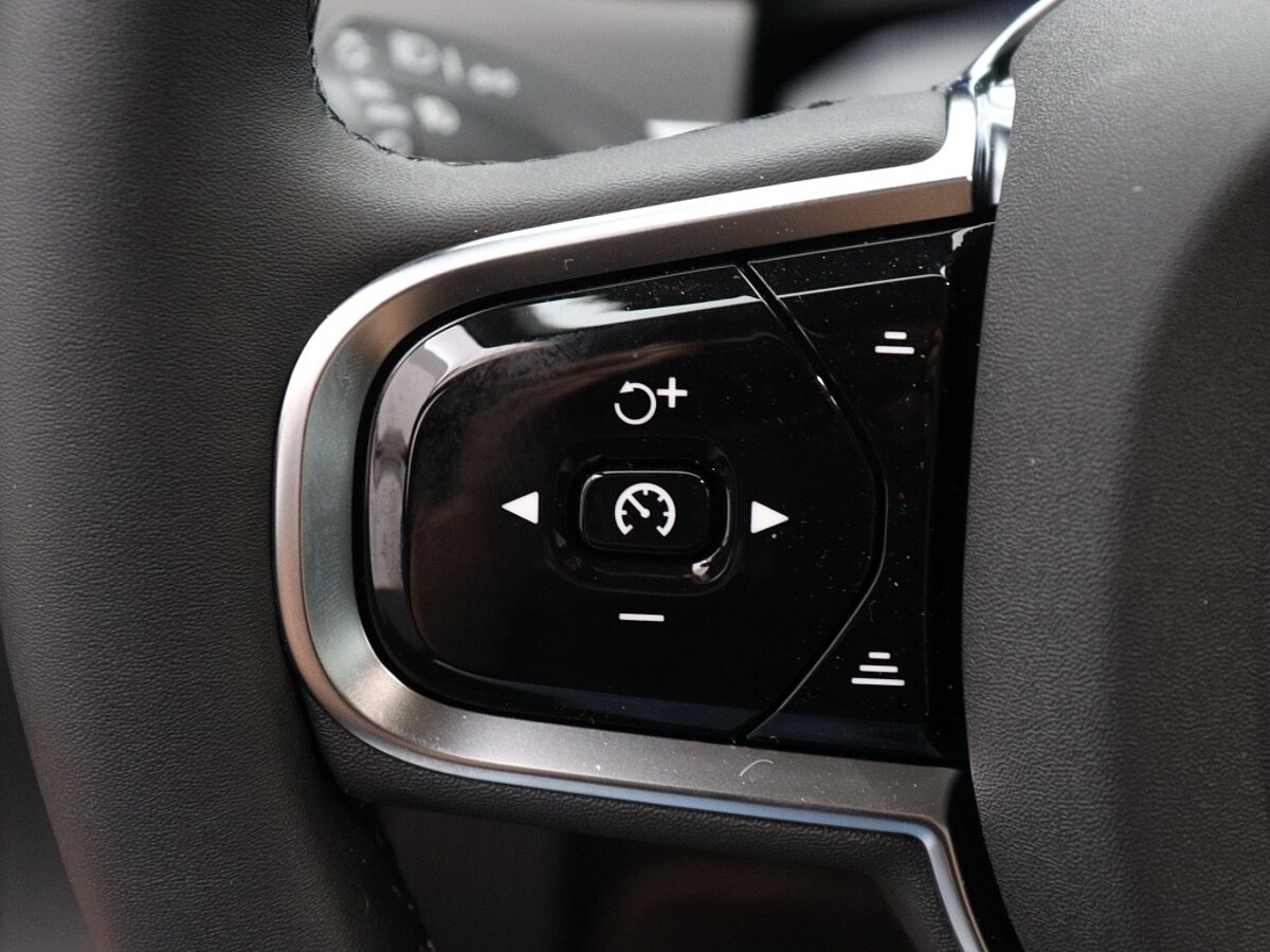 42390589 volvo v90 v90 t6 twin engine awd plus dark c5a868