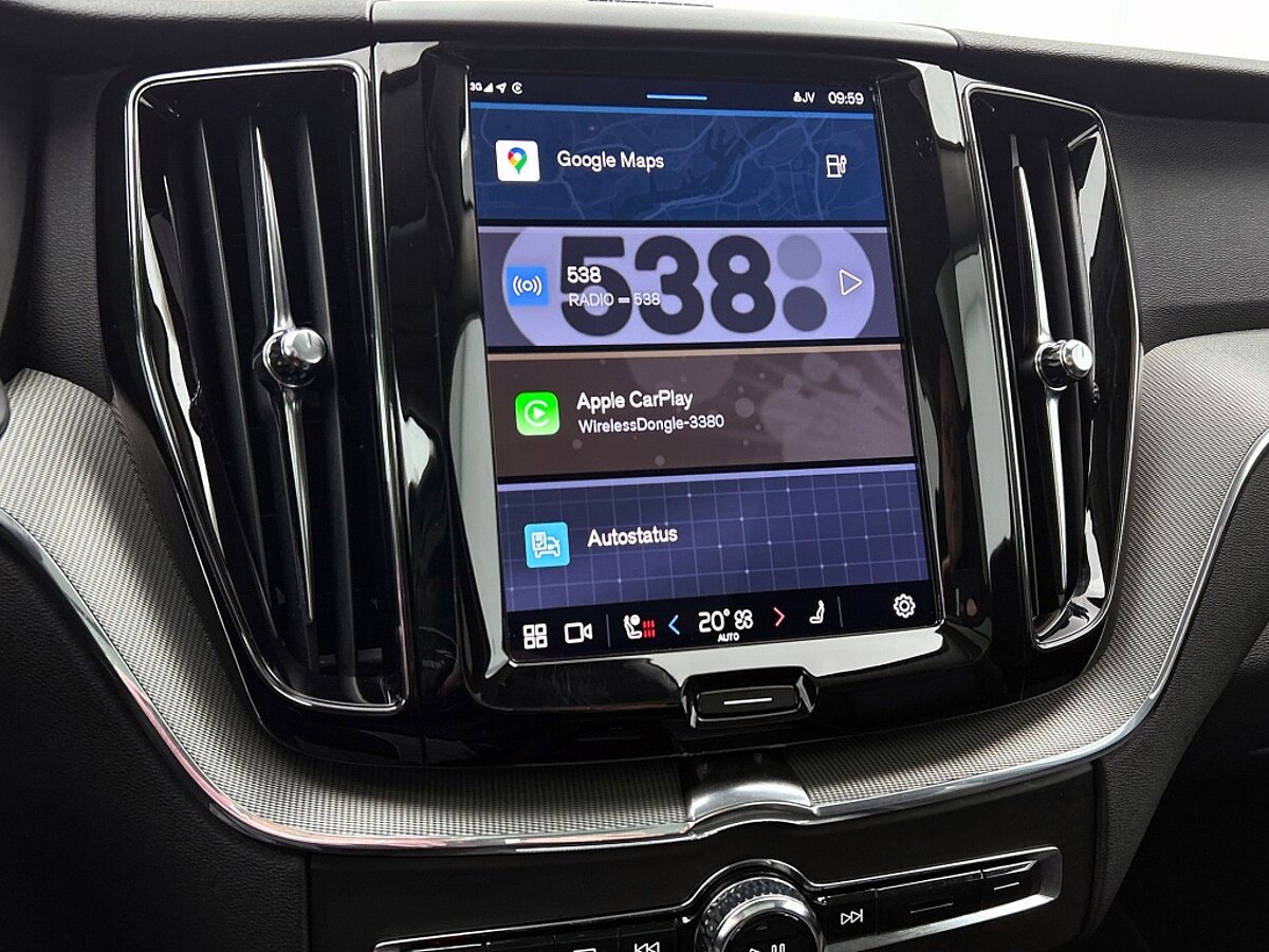 43680818 volvo xc60 2 0 t8 awd plus dark harman kardon panoramadak 21 lm velg 75